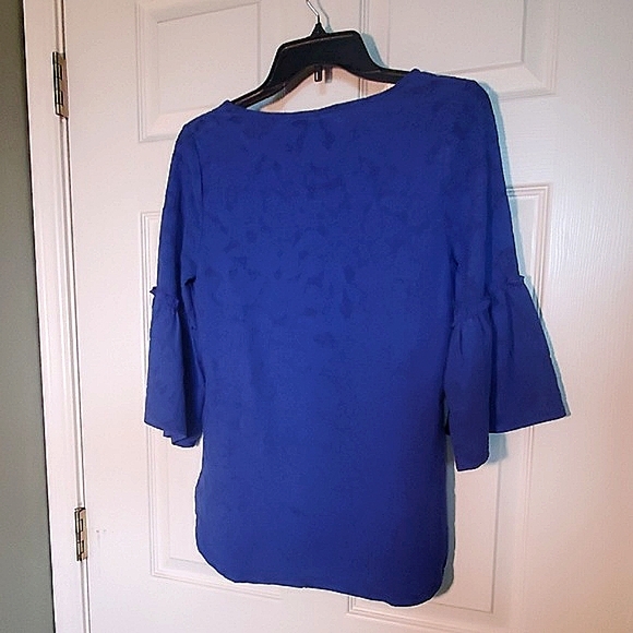 NWT Apt. 9 Burnout Bell-Sleeve Top - Picture 5 of 5